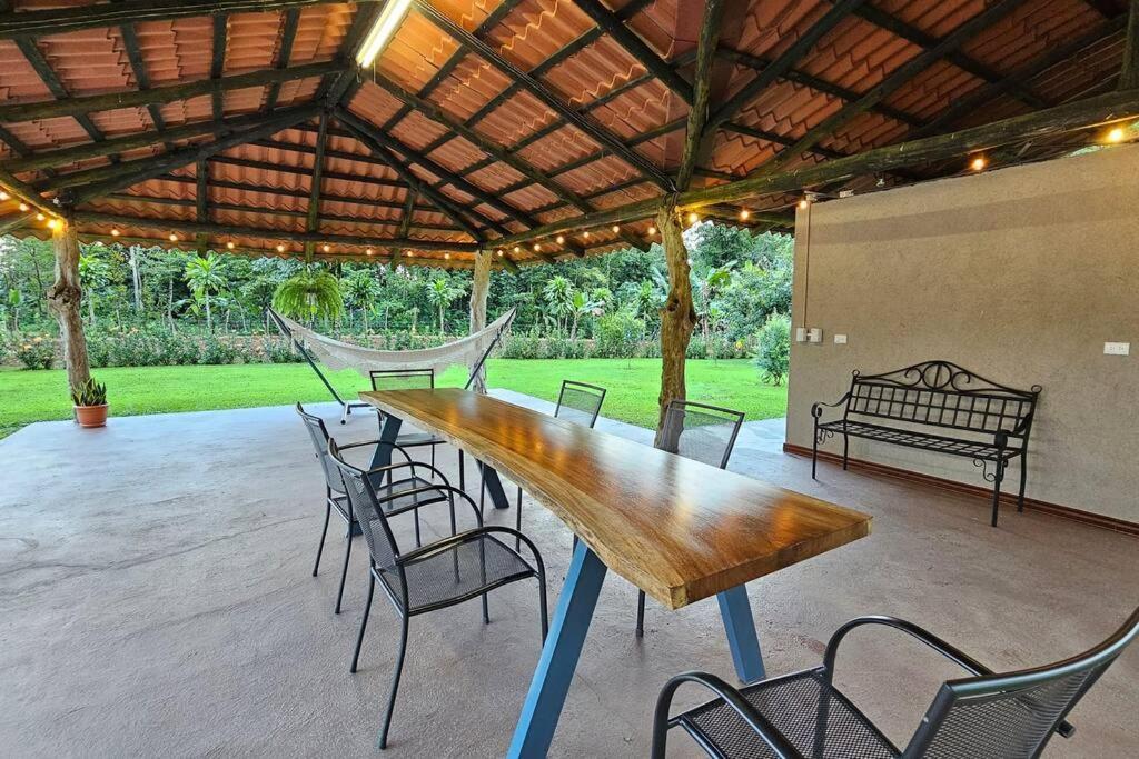 Casa Roble Fortuna La Fortuna Bagian luar foto