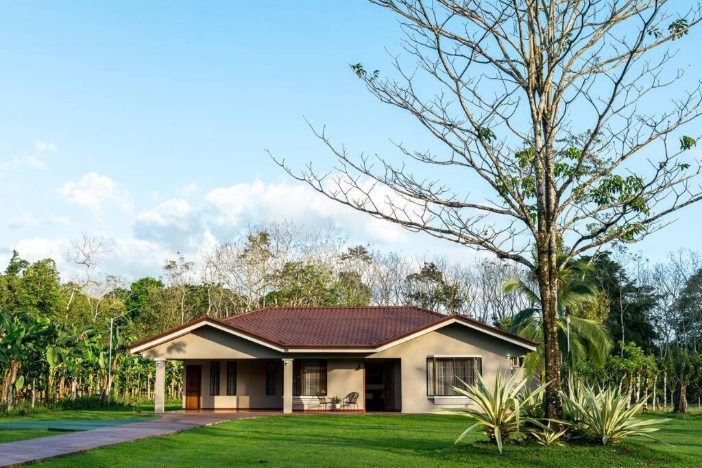 Casa Roble Fortuna La Fortuna Bagian luar foto