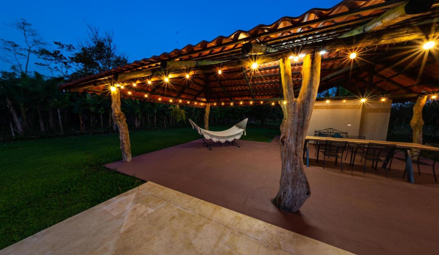 Casa Roble Fortuna La Fortuna Bagian luar foto